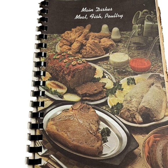 Vintage Latham Womans Club Favorites Cookbook Basic Kitchen Information 1979 u - Picture 6 of 8